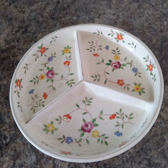 Vintage TT Takito divided dish, Hand painted, Made in Japan. GY - Picture 4 of 4